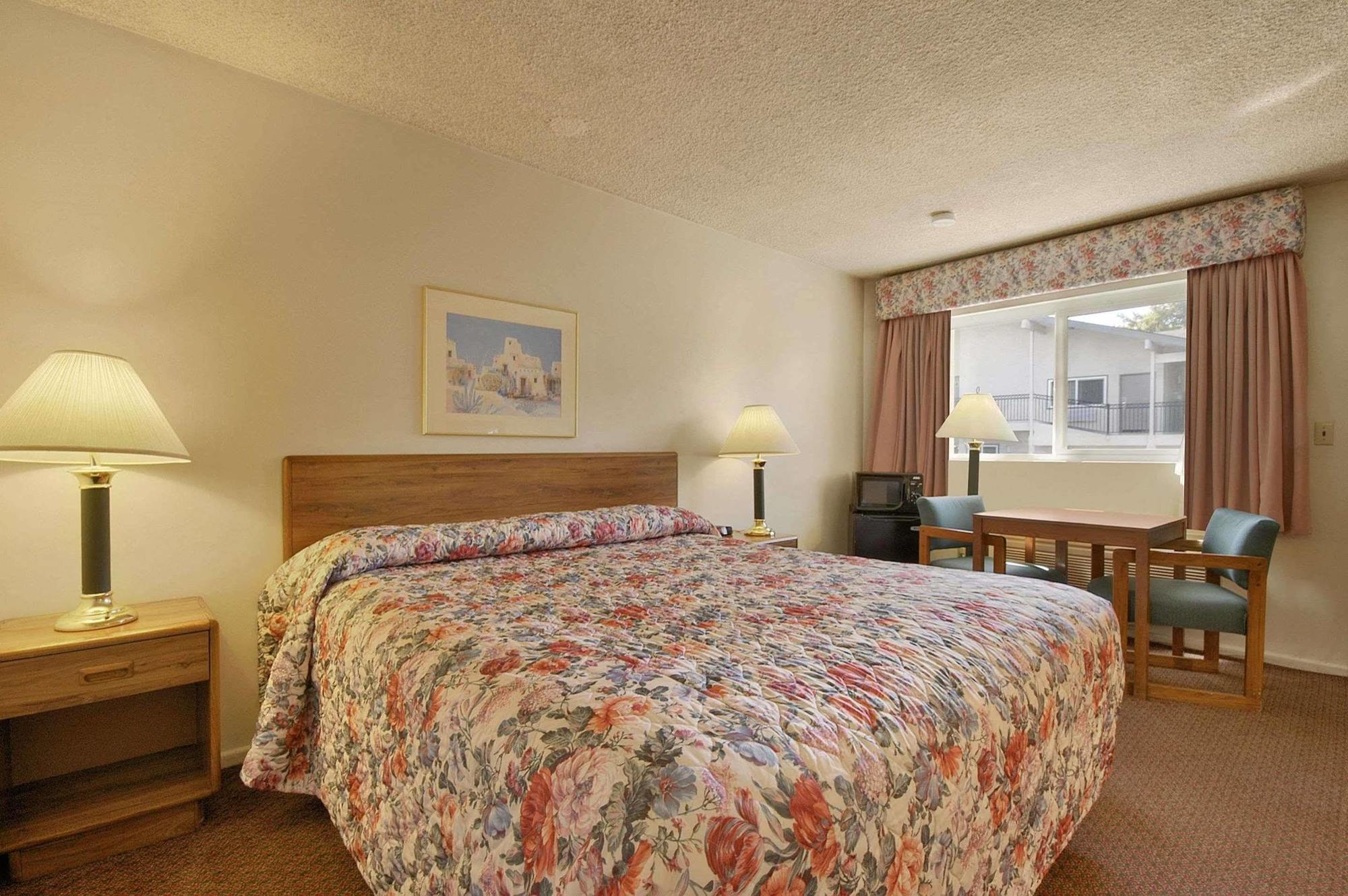 Olive Tree Inn & Suites Σαν Λούις Ομπίσπο Εξωτερικό φωτογραφία