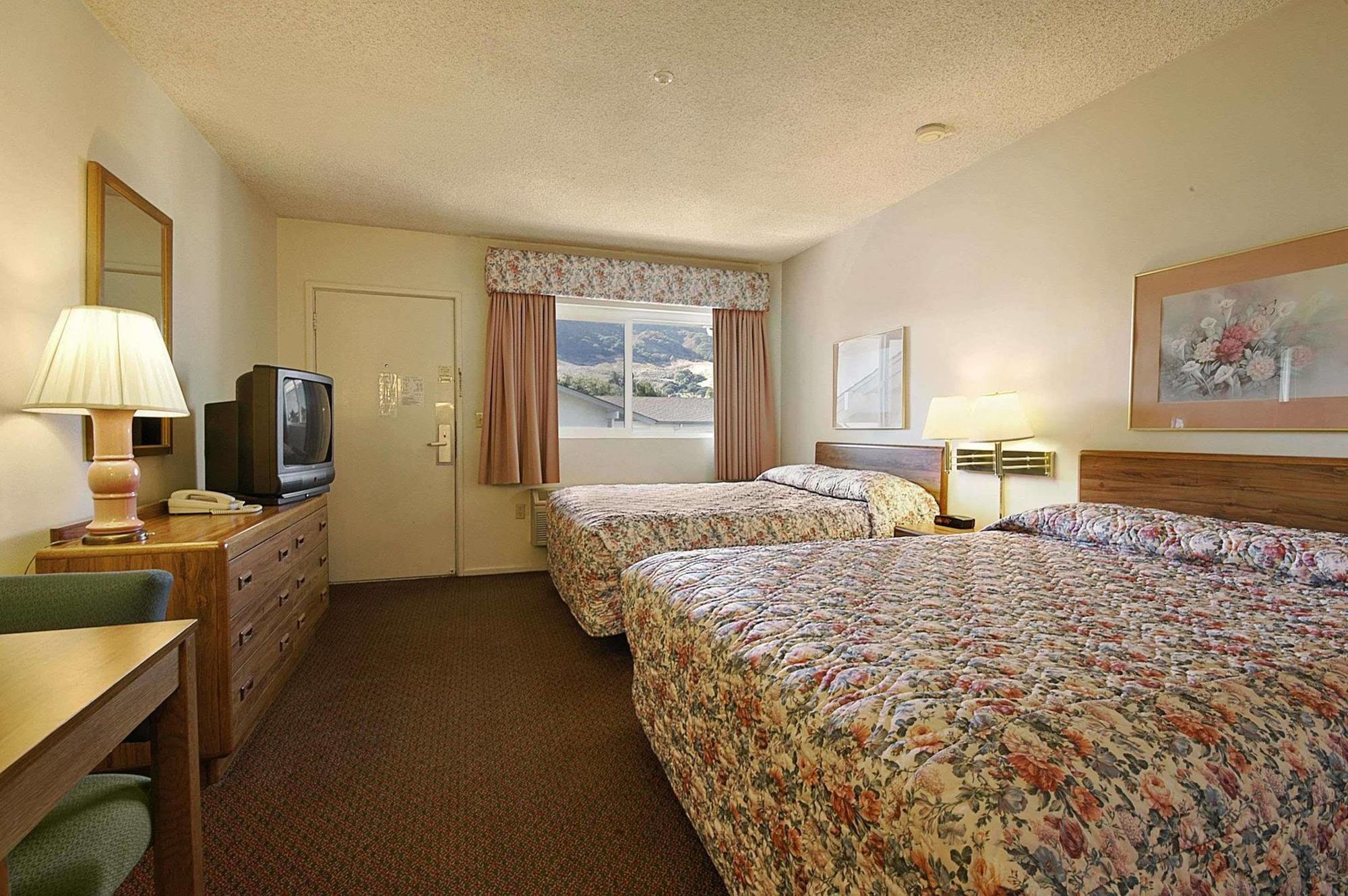 Olive Tree Inn & Suites Σαν Λούις Ομπίσπο Εξωτερικό φωτογραφία