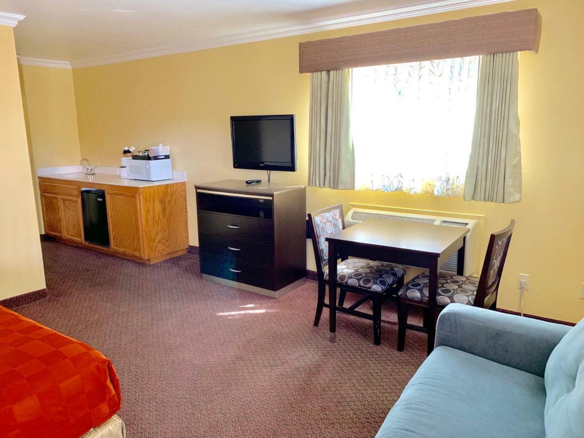 Olive Tree Inn & Suites Σαν Λούις Ομπίσπο Εξωτερικό φωτογραφία