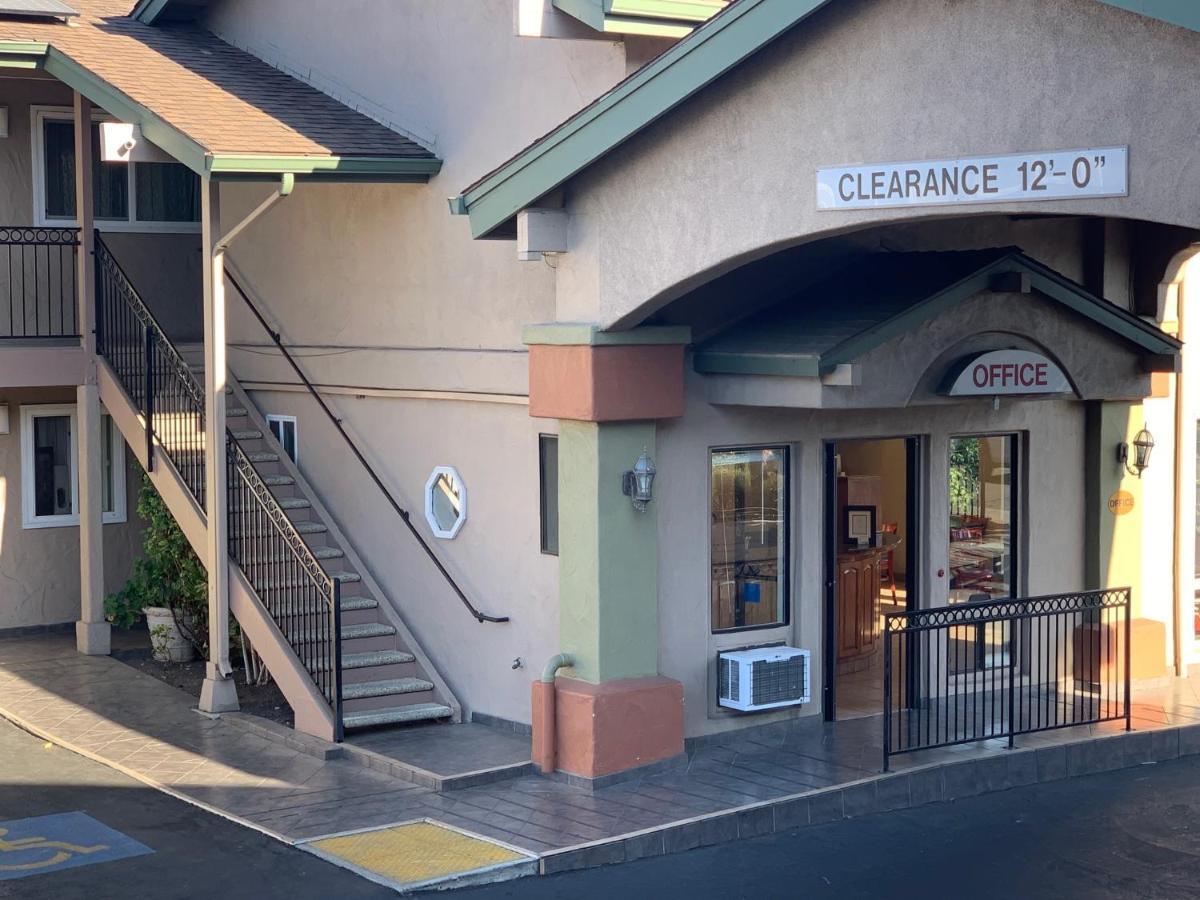 Olive Tree Inn & Suites Σαν Λούις Ομπίσπο Εξωτερικό φωτογραφία