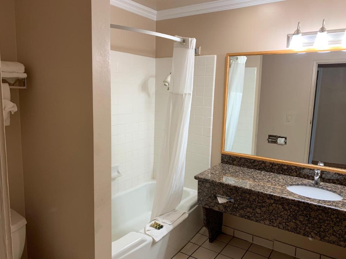 Olive Tree Inn & Suites Σαν Λούις Ομπίσπο Εξωτερικό φωτογραφία